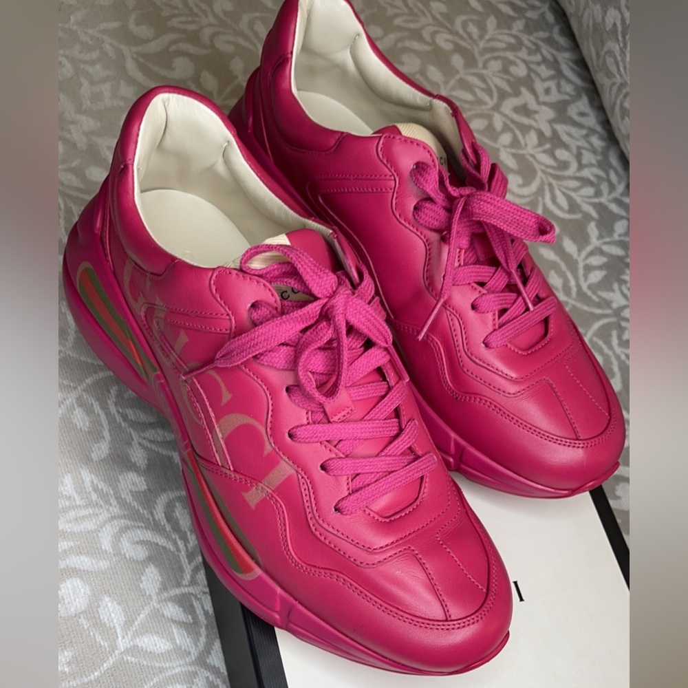 Pink gucci shoes